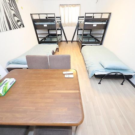 M&W House Hotell Ōsaka Eksteriør bilde